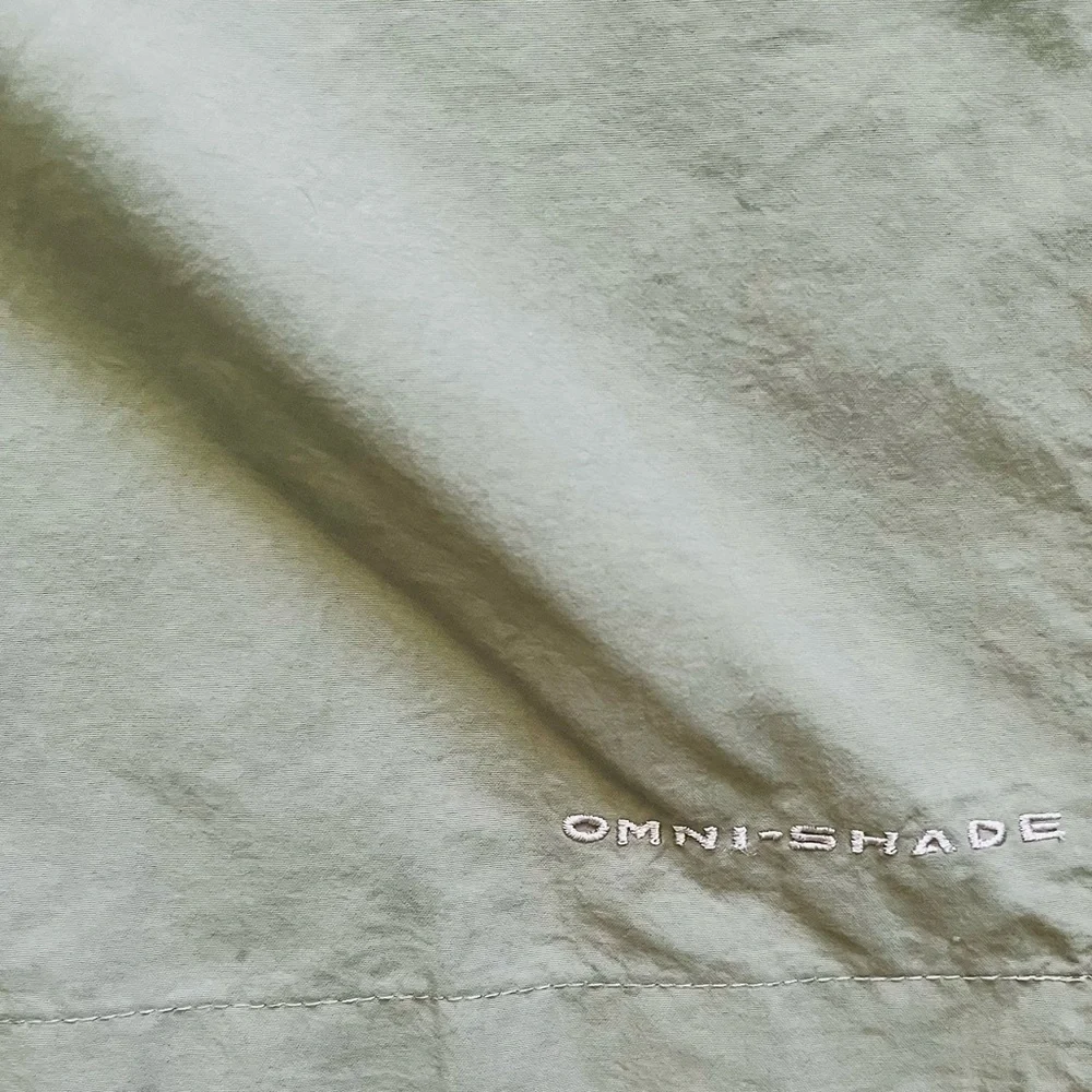 Columbia fishing gear nylon green olive cargo shorts L pocket zipper button logo